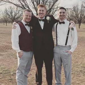 Meet your Posher, Dustin